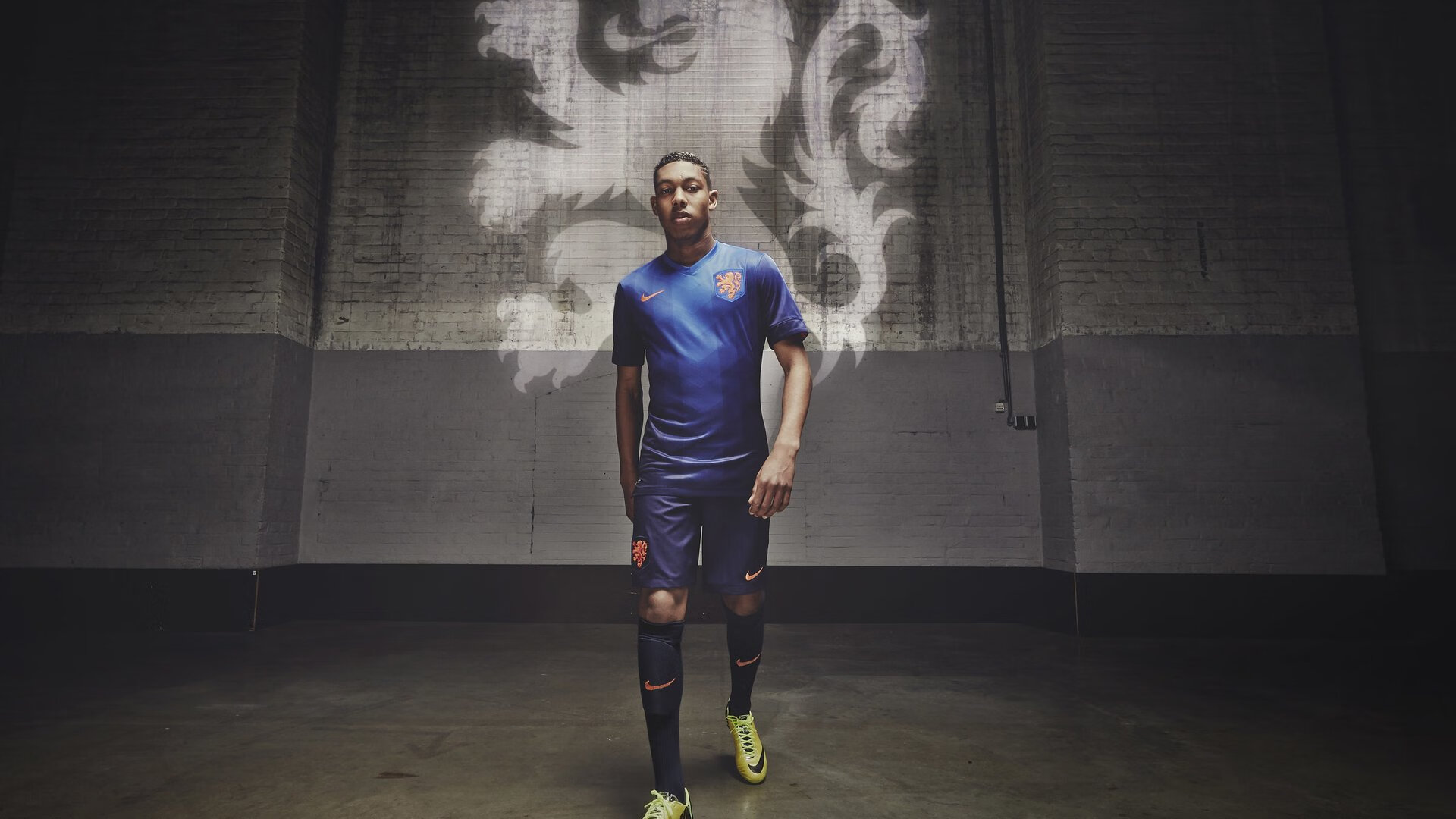 _青少年运动员成长路径:从训练营到职业舞台_,青少年运动员选材与培养