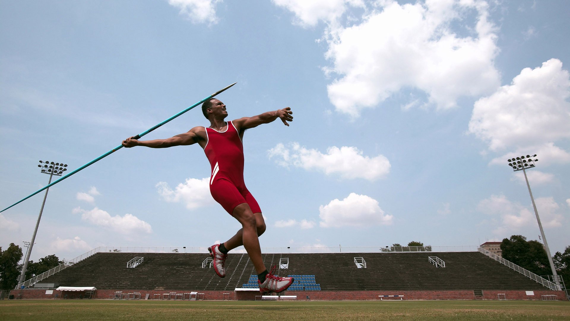 伊朗男排击败中国,三连冠加冕,伊朗男排接应